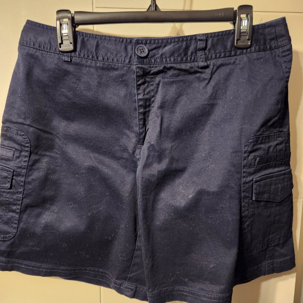 Charter Club Cargo Shorts (size 10)